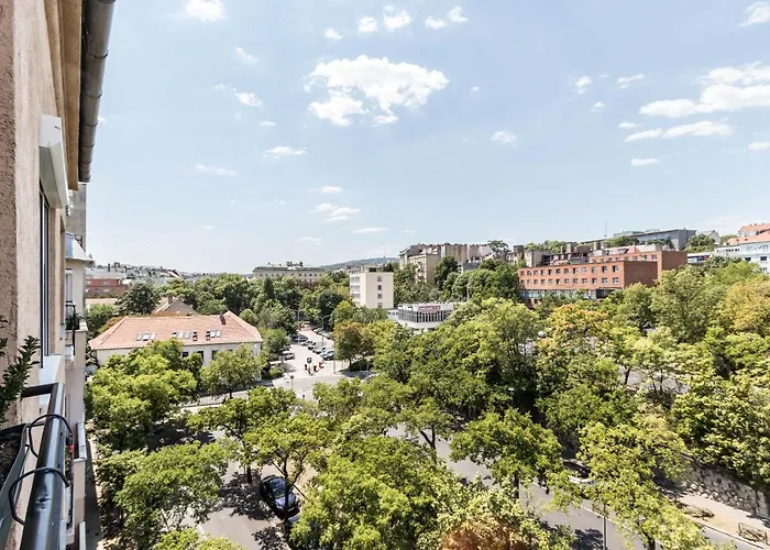 Corvinus Smart Apartment With Beautiful View