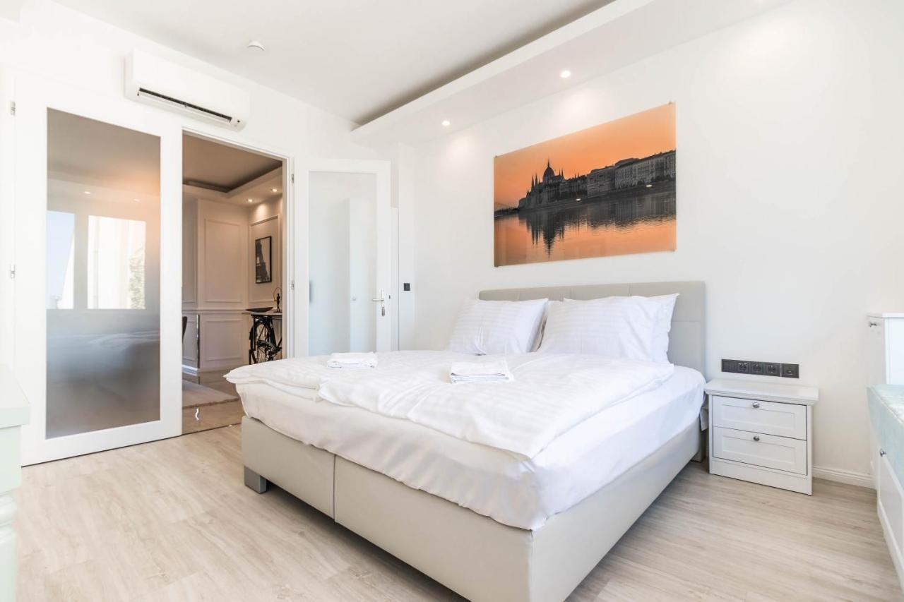 Corvinus Smart With Beautiful View Apartment Budapest